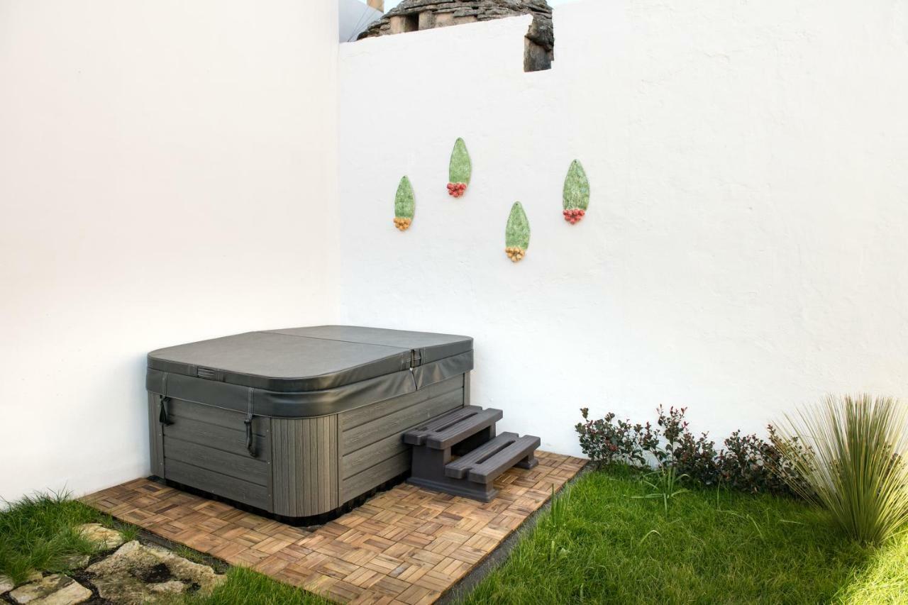 Domangi Trullo Antonio Holiday home