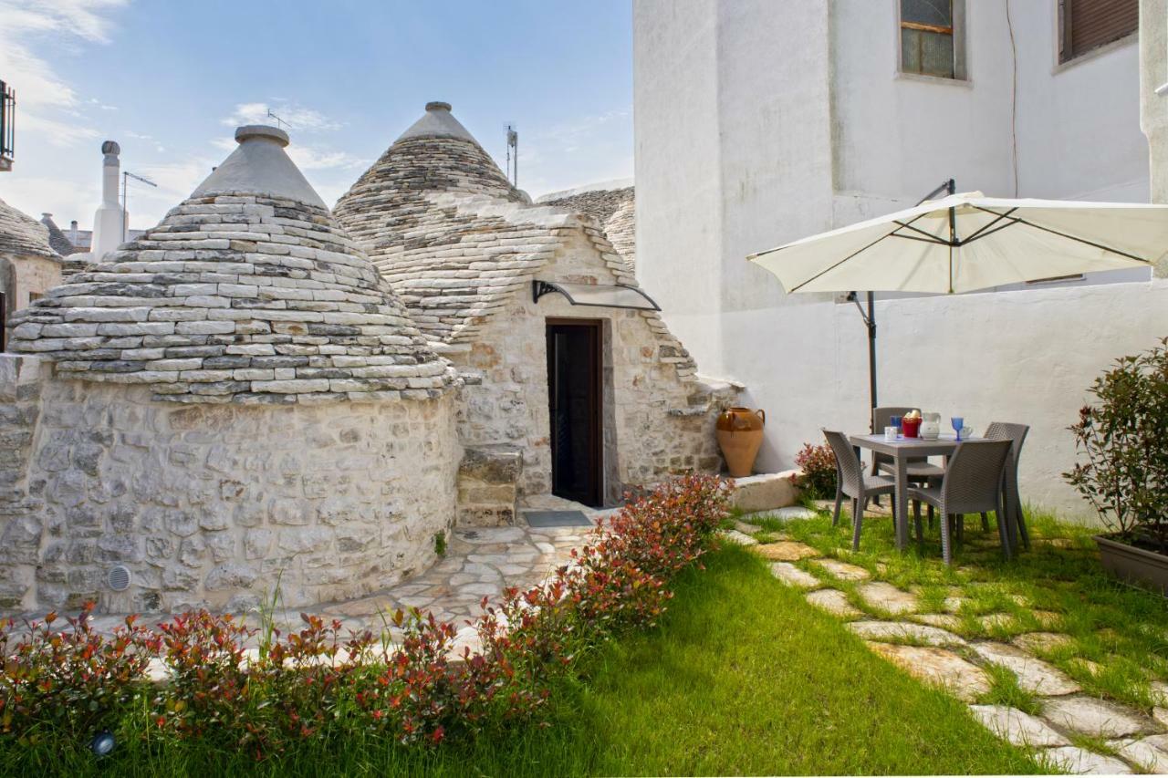 Domangi Trullo Antonio Holiday home